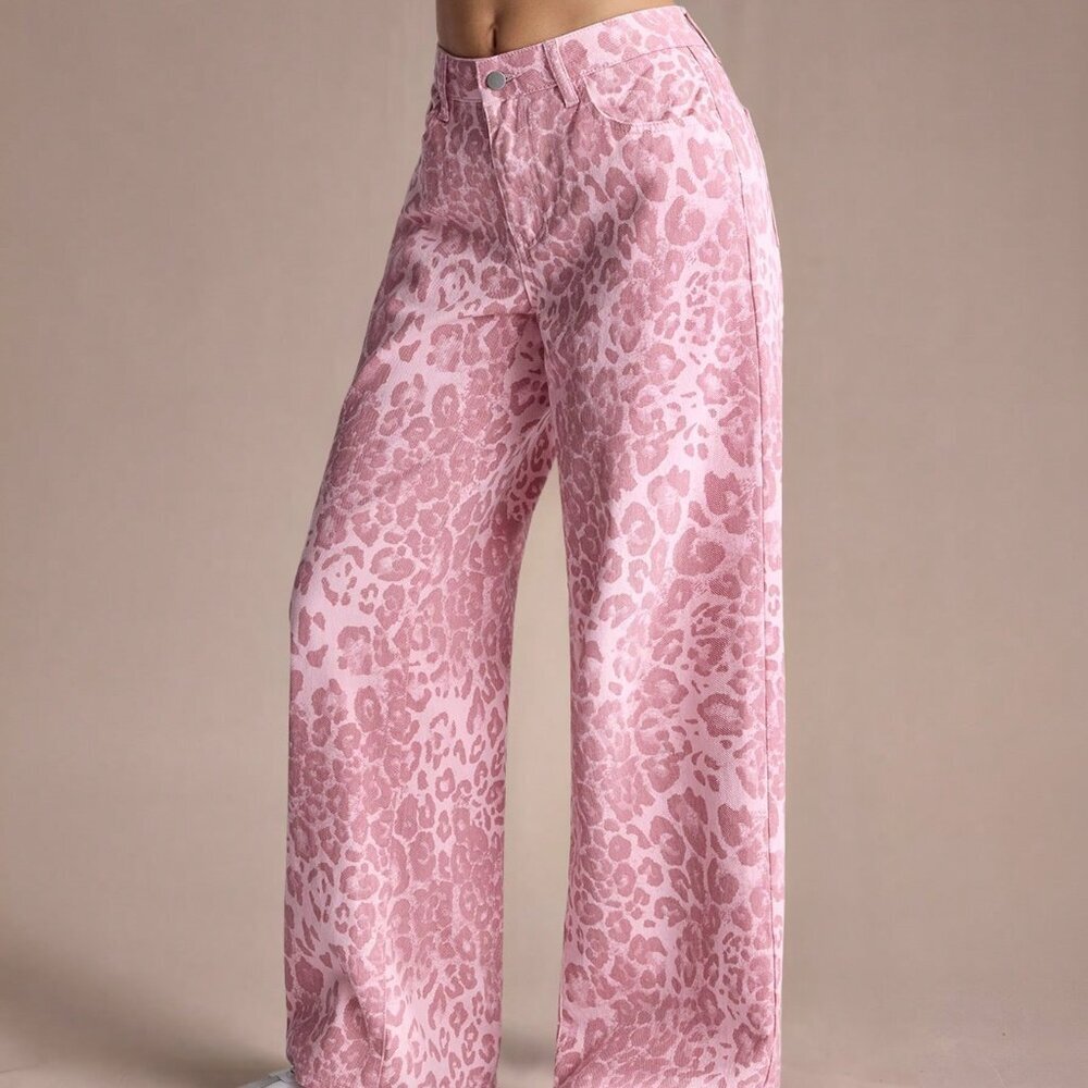 Pink Casual Women's Leopard Print Pocketed Loose Fit Wide Leg Jeans - Picture 3 of 6